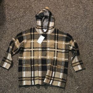 Plaid Hooded Sweater Brand New Size Medium From Botique😍